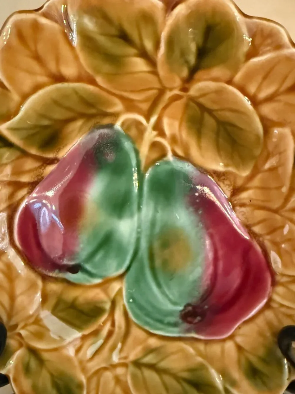 Eight French Vintage Sarreguemines Majorcan Fruit Plates in Pristine Condition